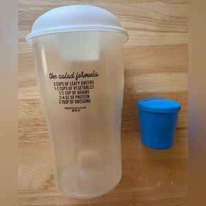 NWOT Salad Container